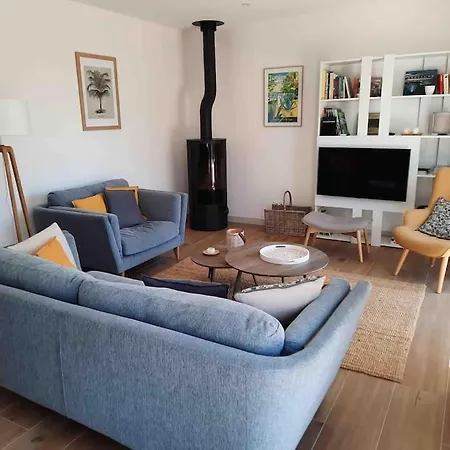 Maison Lumineuse - Vue Sur A 150m De La