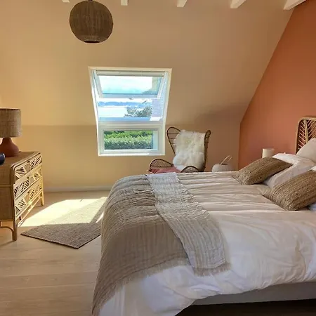 Maison Lumineuse - Vue Sur A 150m De La